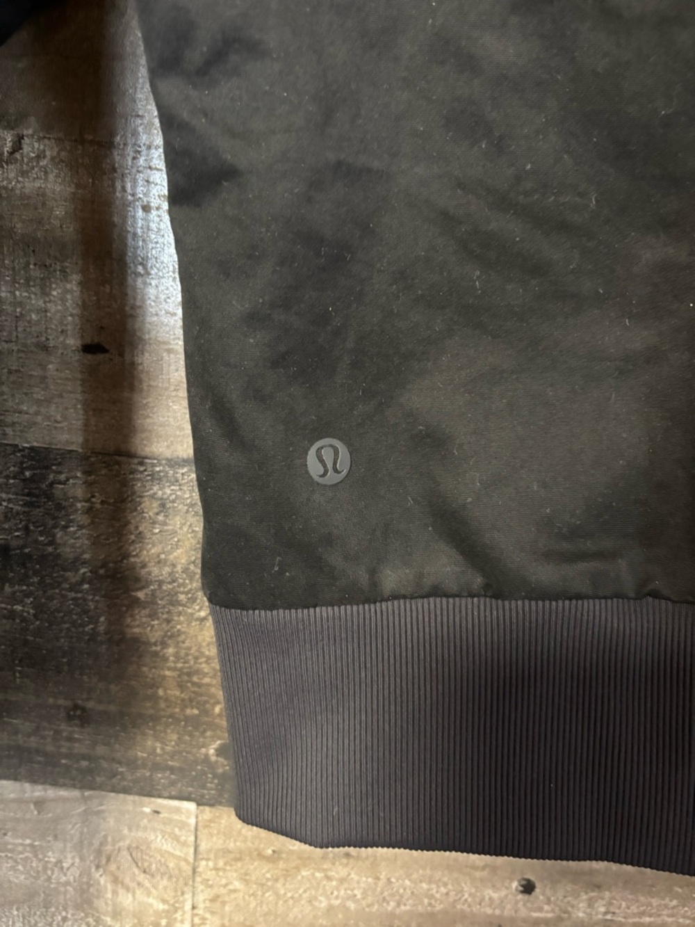 lululemon athletica Black Reversable Bomber Jacket Size 4 - Picture 6 of 10